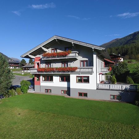 Hotel Garni Burger Sankt Jakob in Defereggen Exteriör bild
