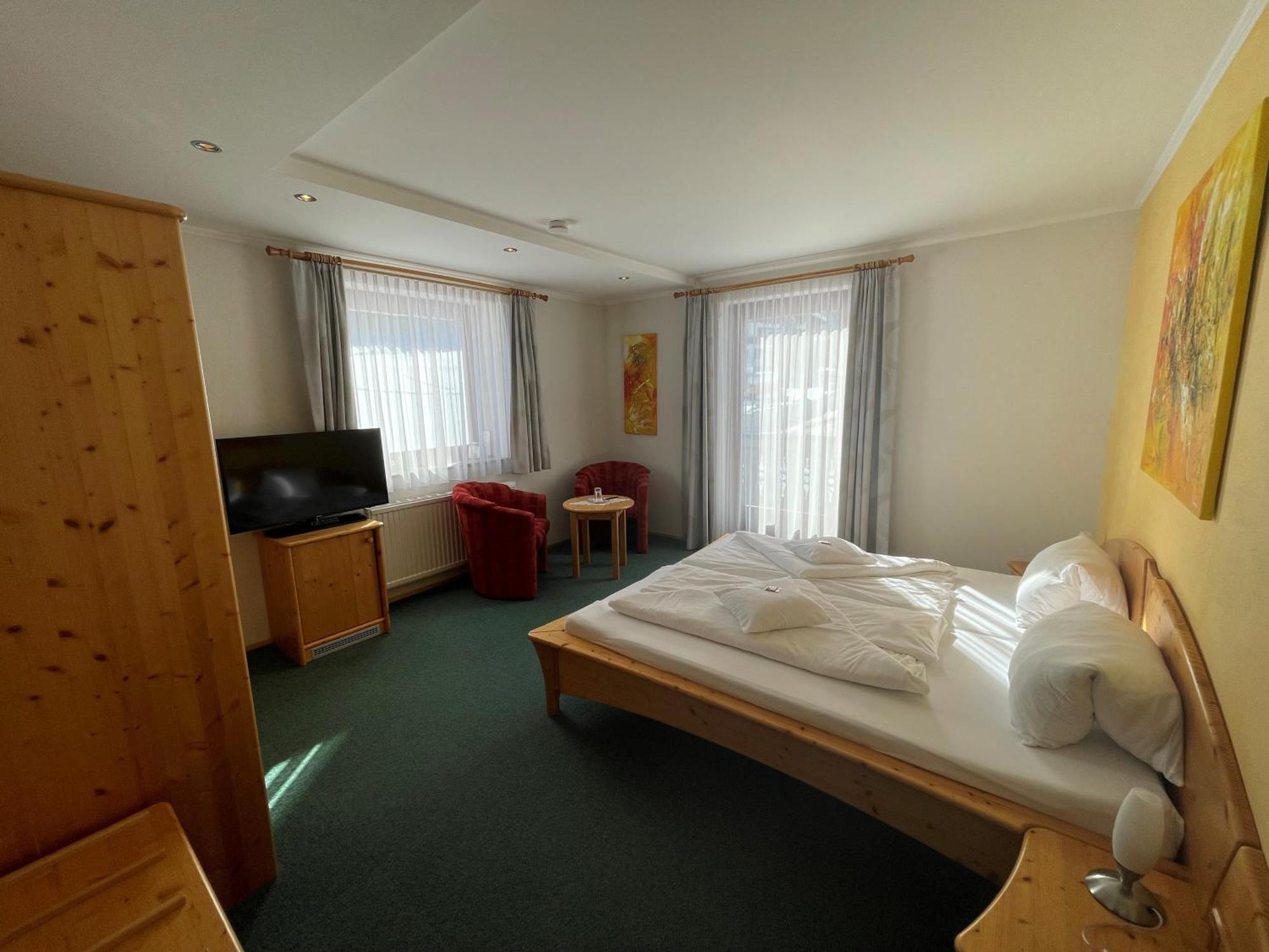 Hotel Garni Burger Sankt Jakob in Defereggen Exteriör bild